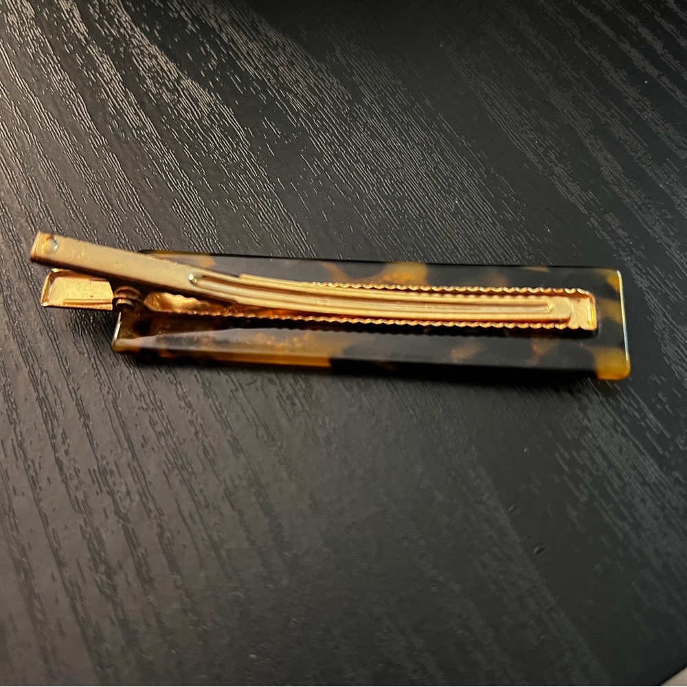 Tortoise Shell Hair Clip with Rhinestones - Picture 6 of 6